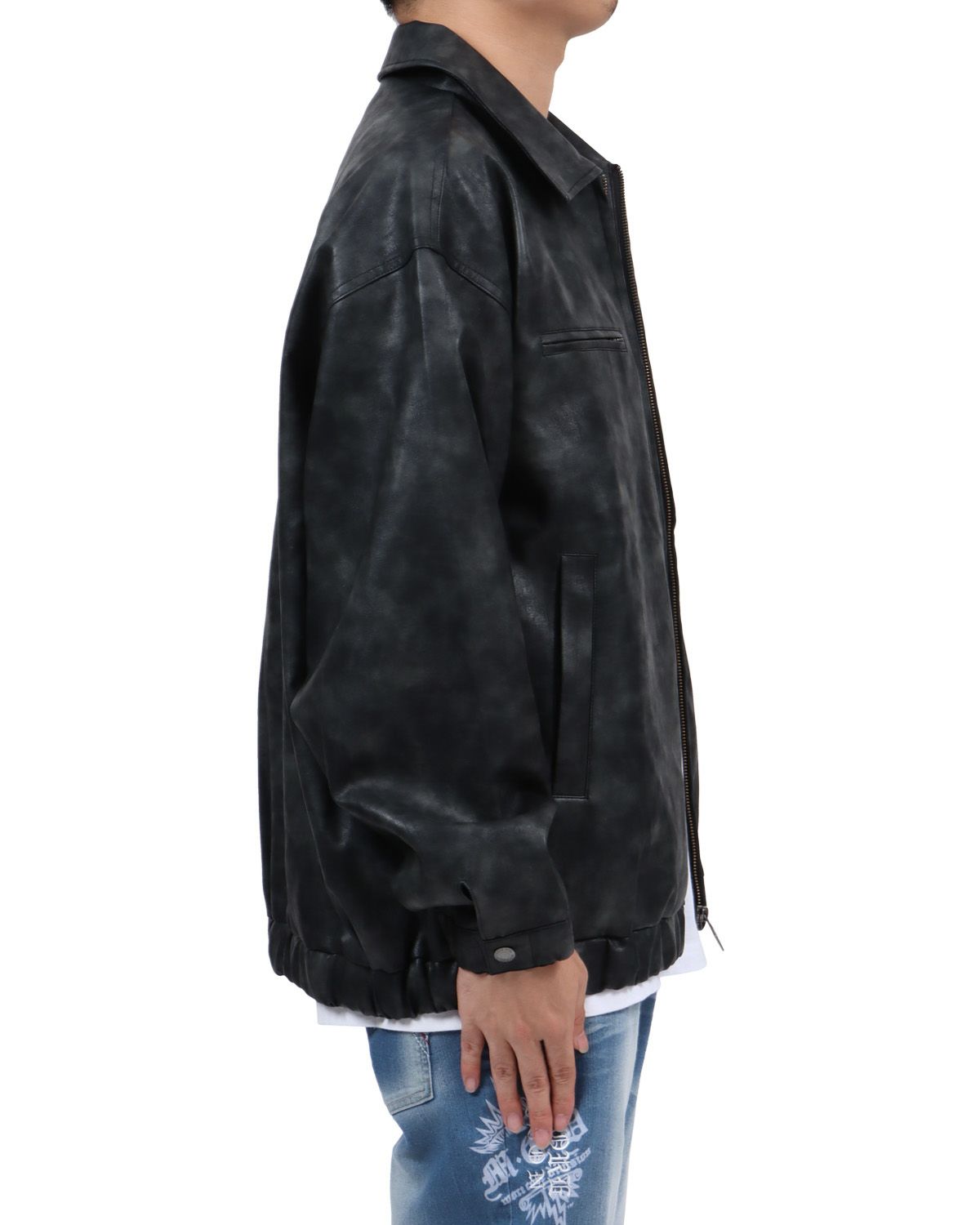 ブラック：173cm63kg(Lサイズ着用)