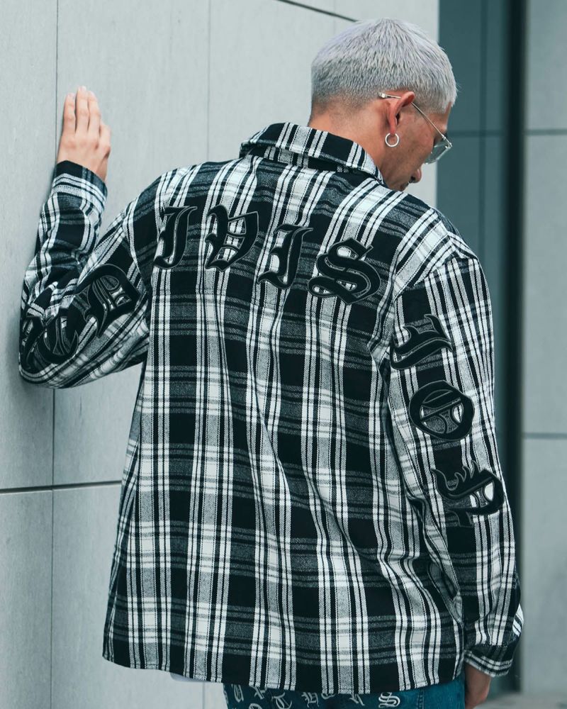 ホワイト:183cm(Lサイズ着用)