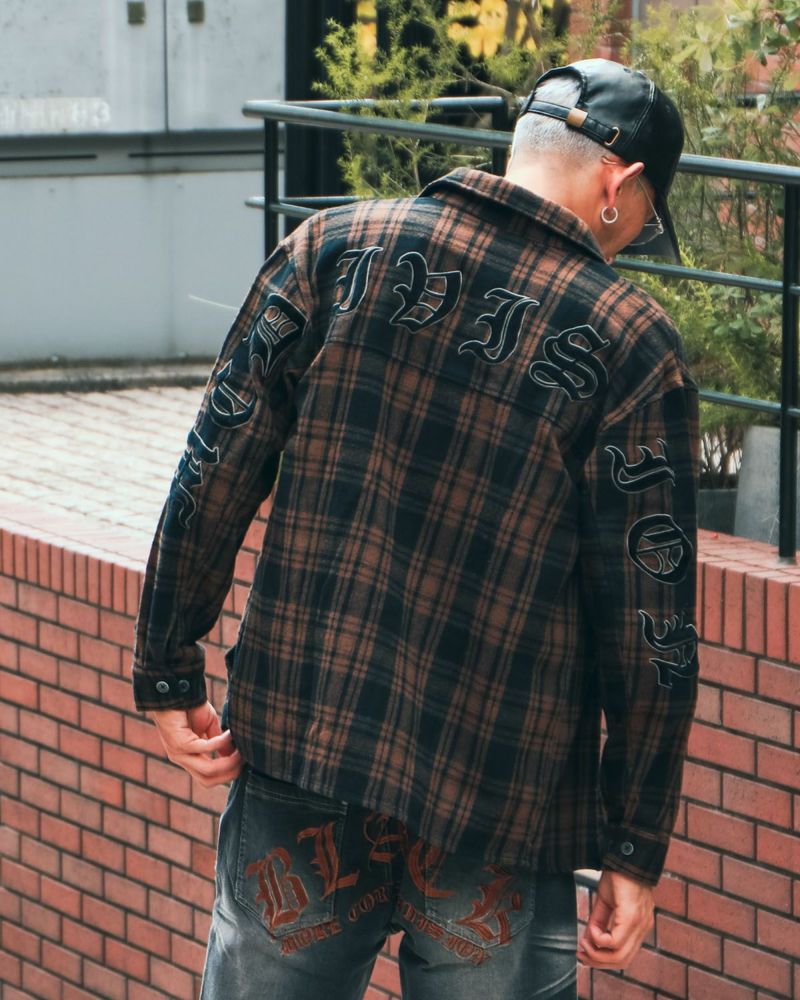 ブラウン:183cm(Lサイズ着用)