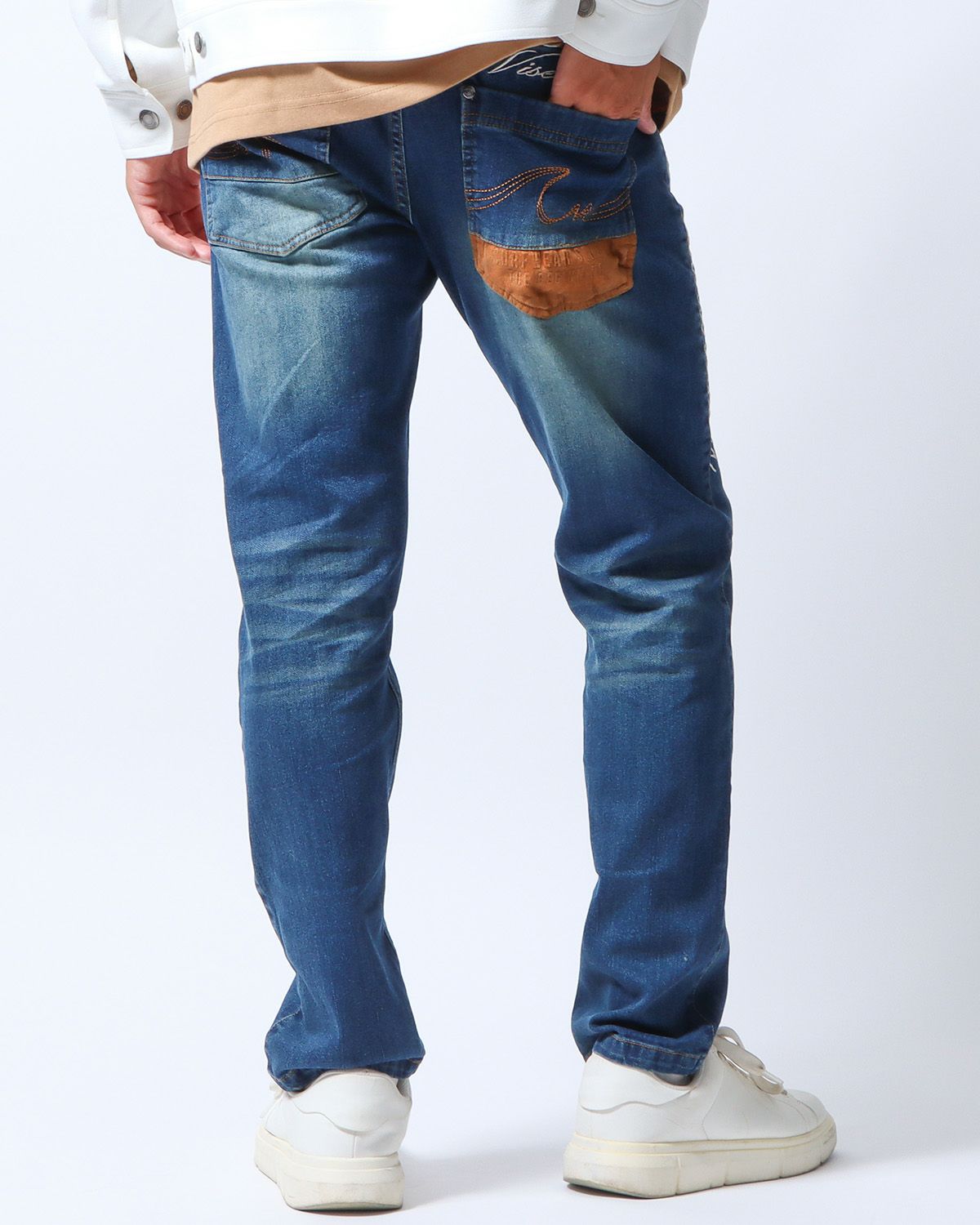 インディゴ：180cm/70kg(Lサイズ着用)