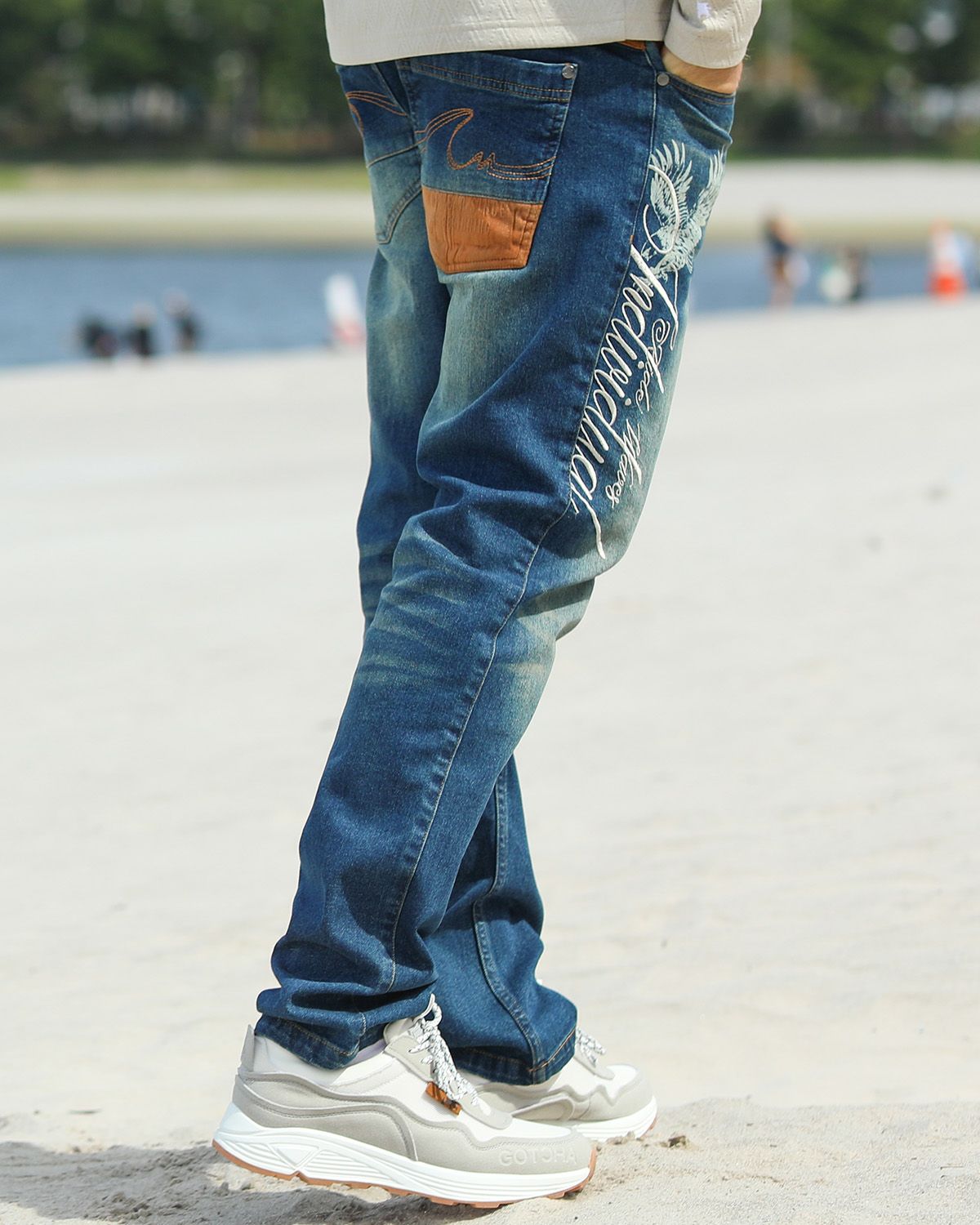 インディゴ：183cm/70kg(Lサイズ着用)