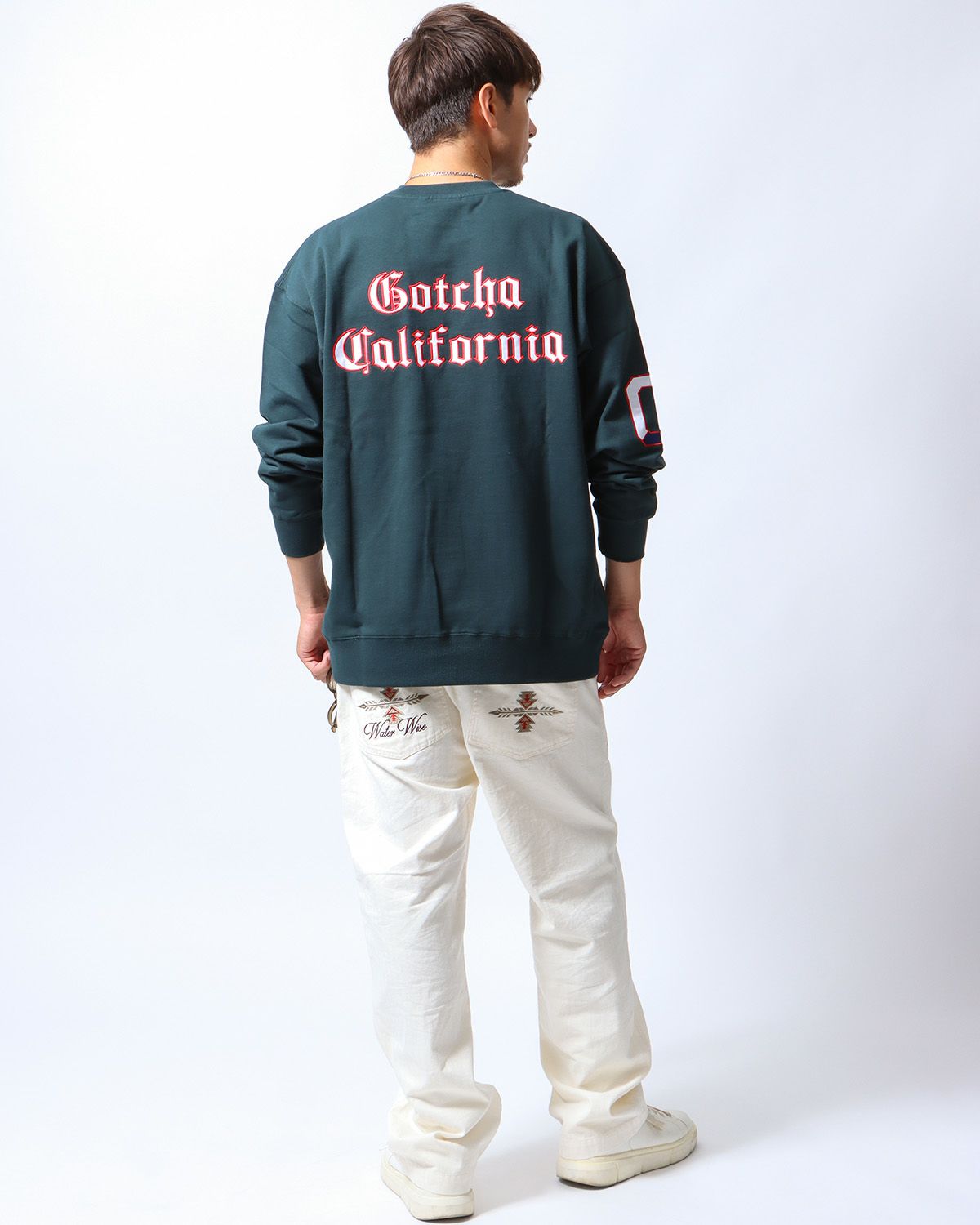 グリーン：180cm/70kg(Lサイズ着用)