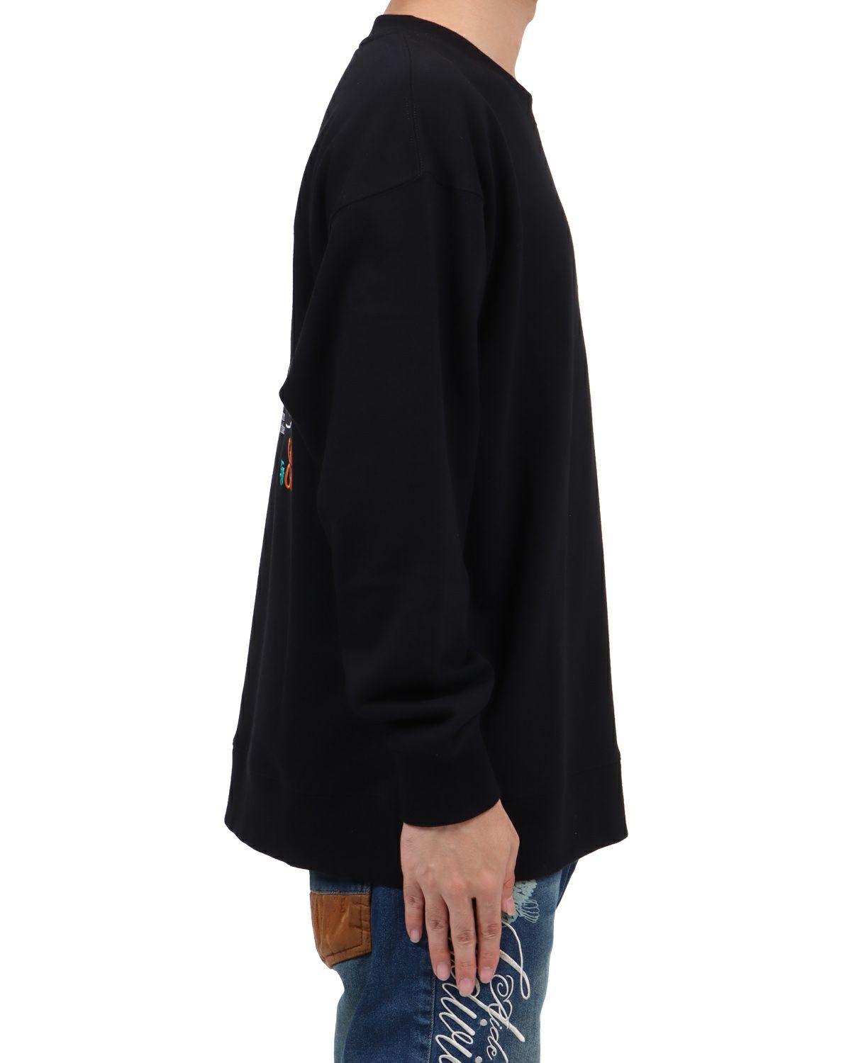 ブラック：173cm63kg(Lサイズ着用)