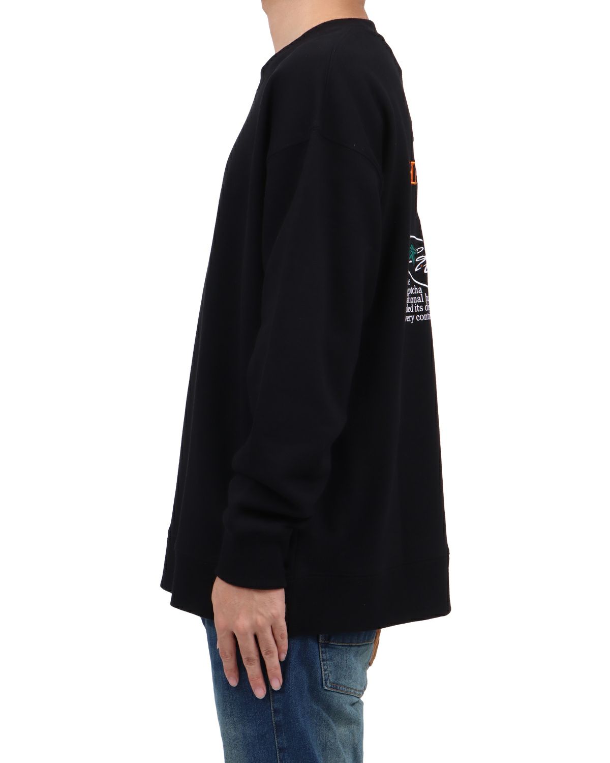 ブラック：173cm63kg(Lサイズ着用)