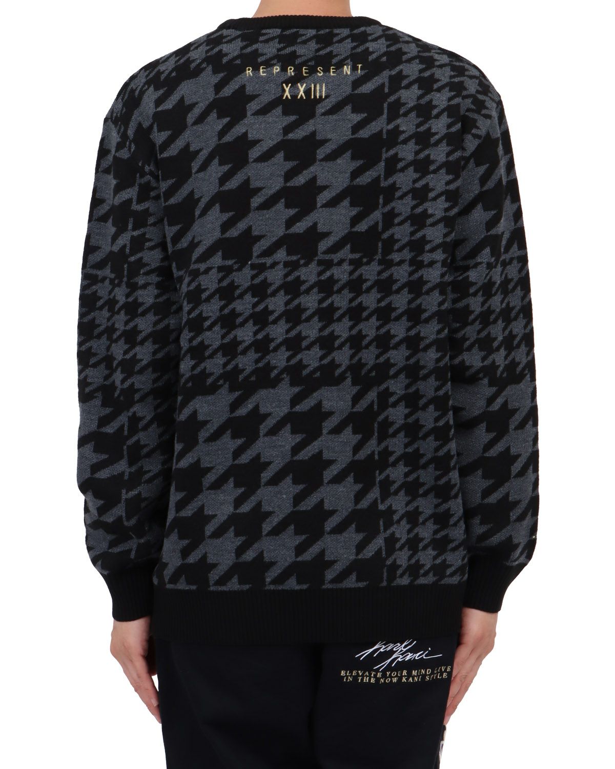 ブラック：174cm62kg(Lサイズ着用)