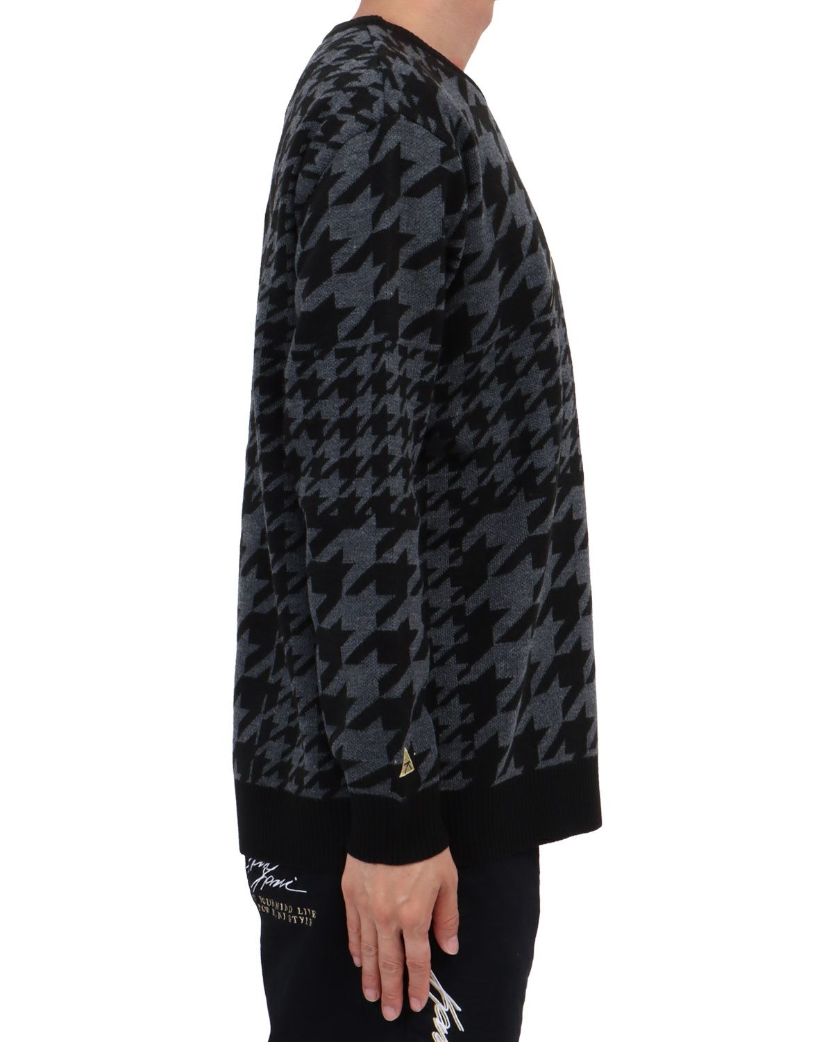 ブラック：174cm62kg(Lサイズ着用)