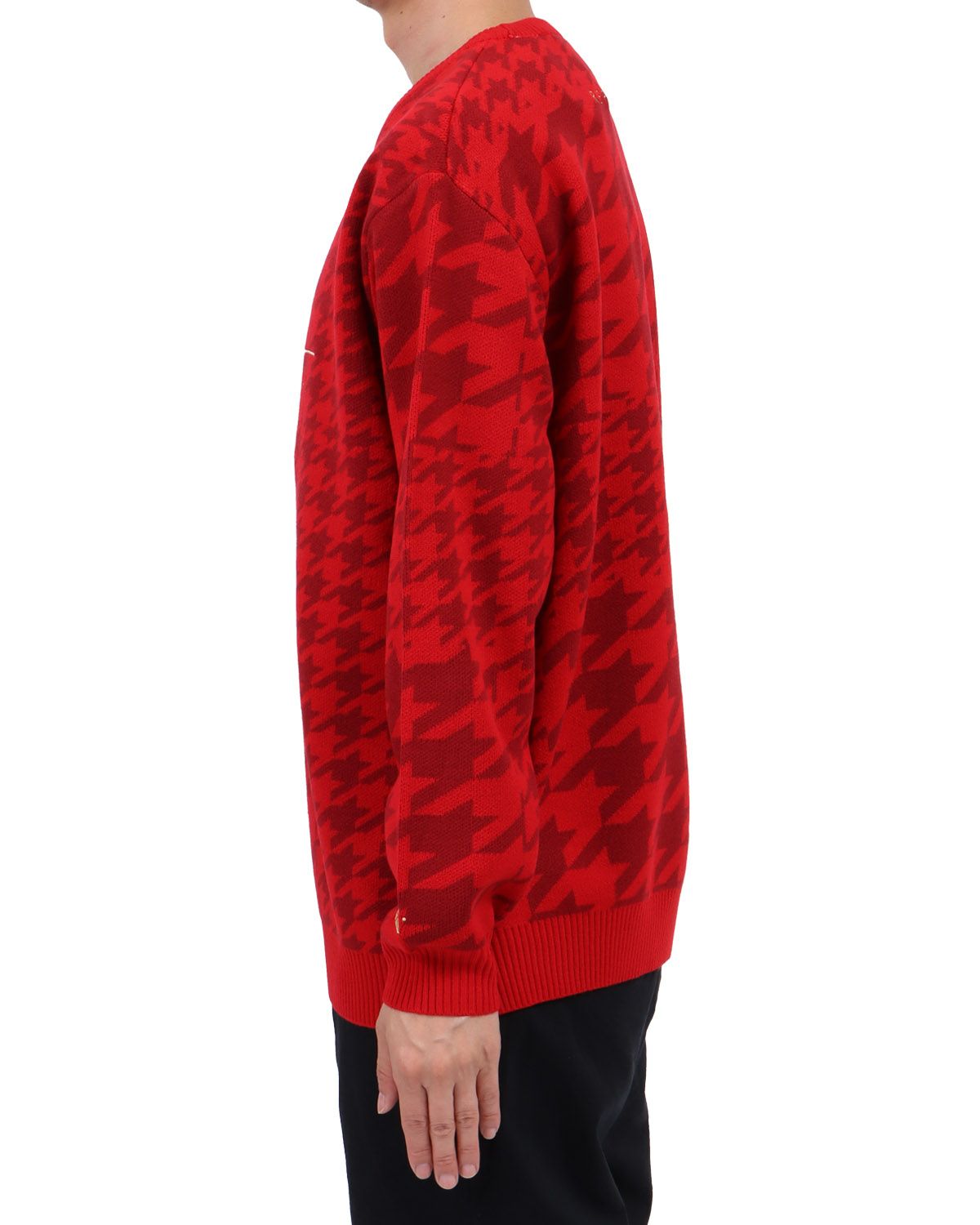 レッド：174cm62kg(Lサイズ着用)