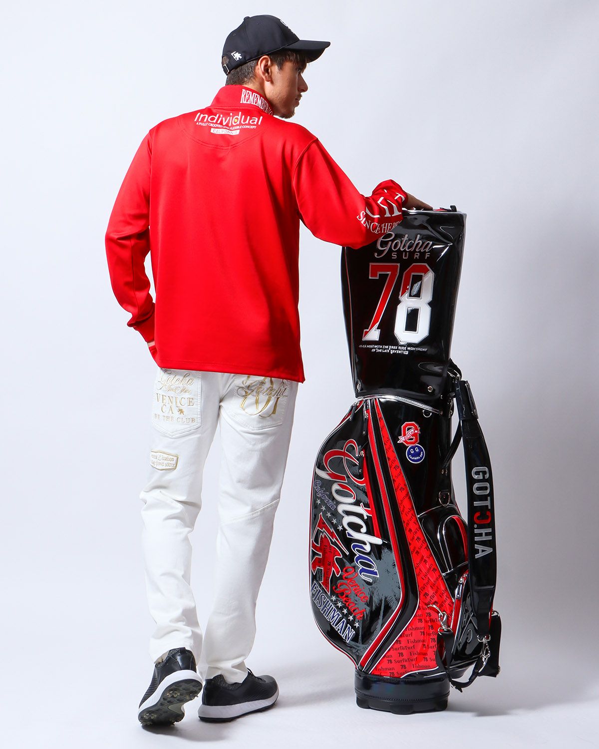 レッド：180cm/70kg(Lサイズ着用)