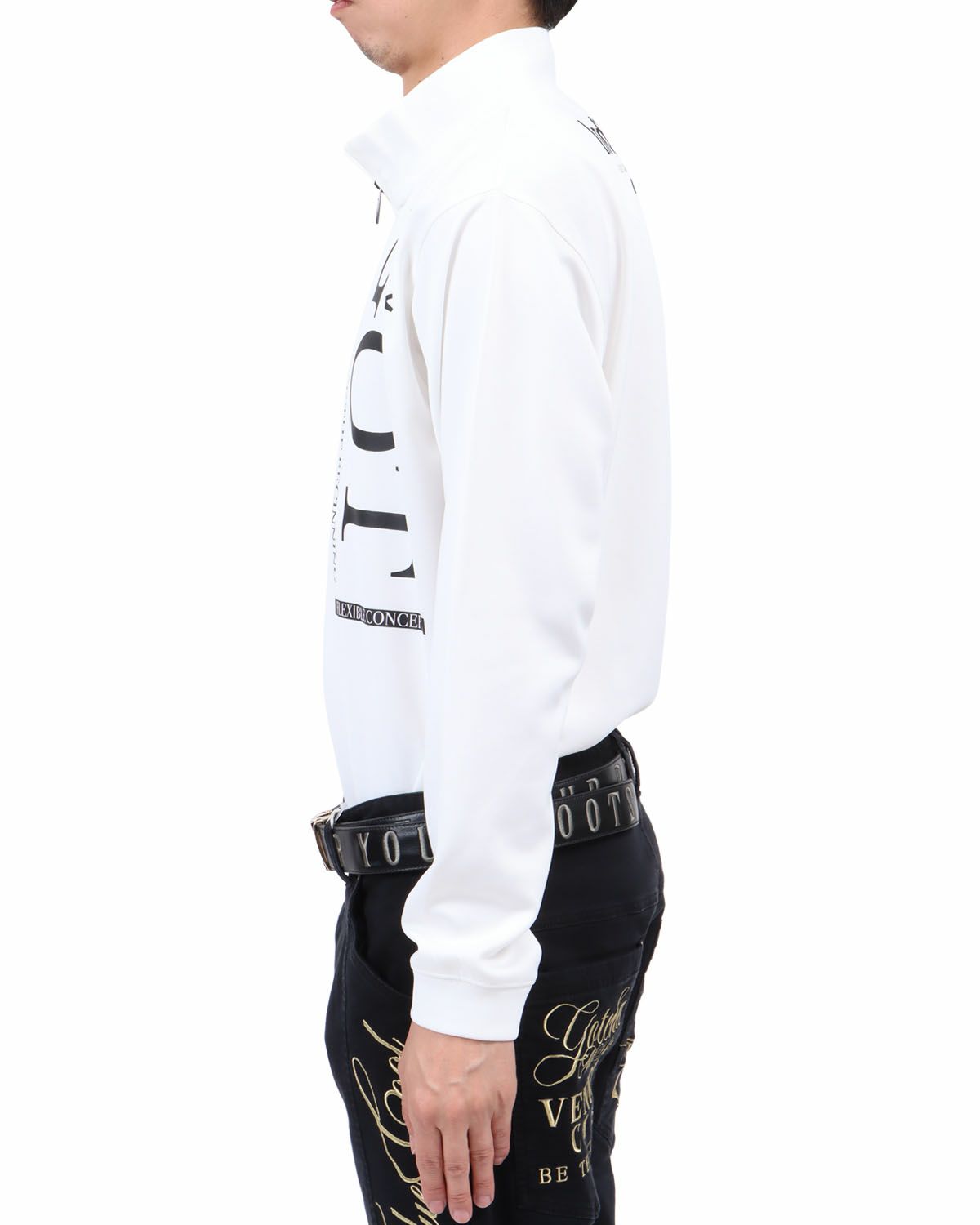 ホワイト：174cm62kg(Lサイズ着用)