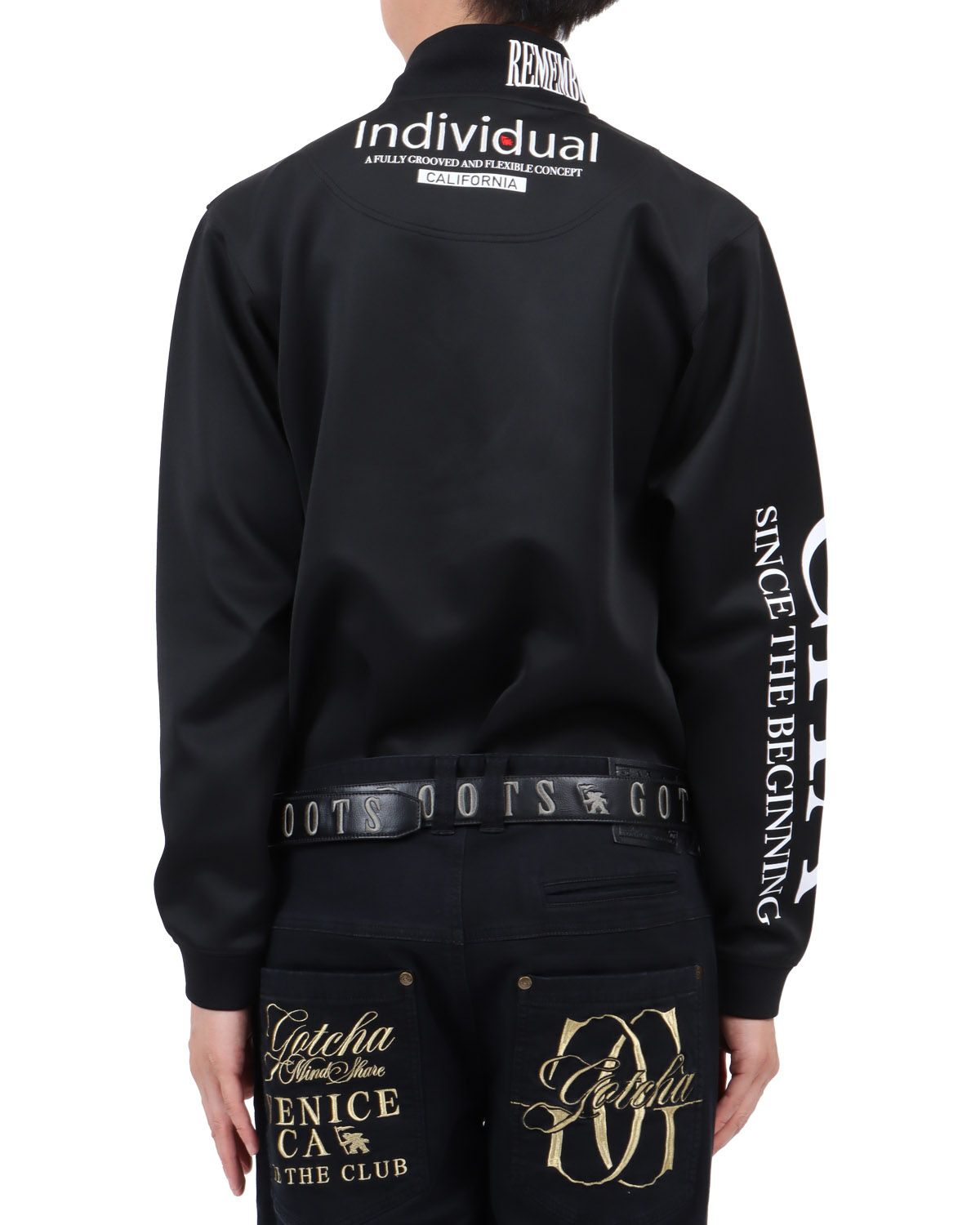 ブラック：174cm62kg(Lサイズ着用)