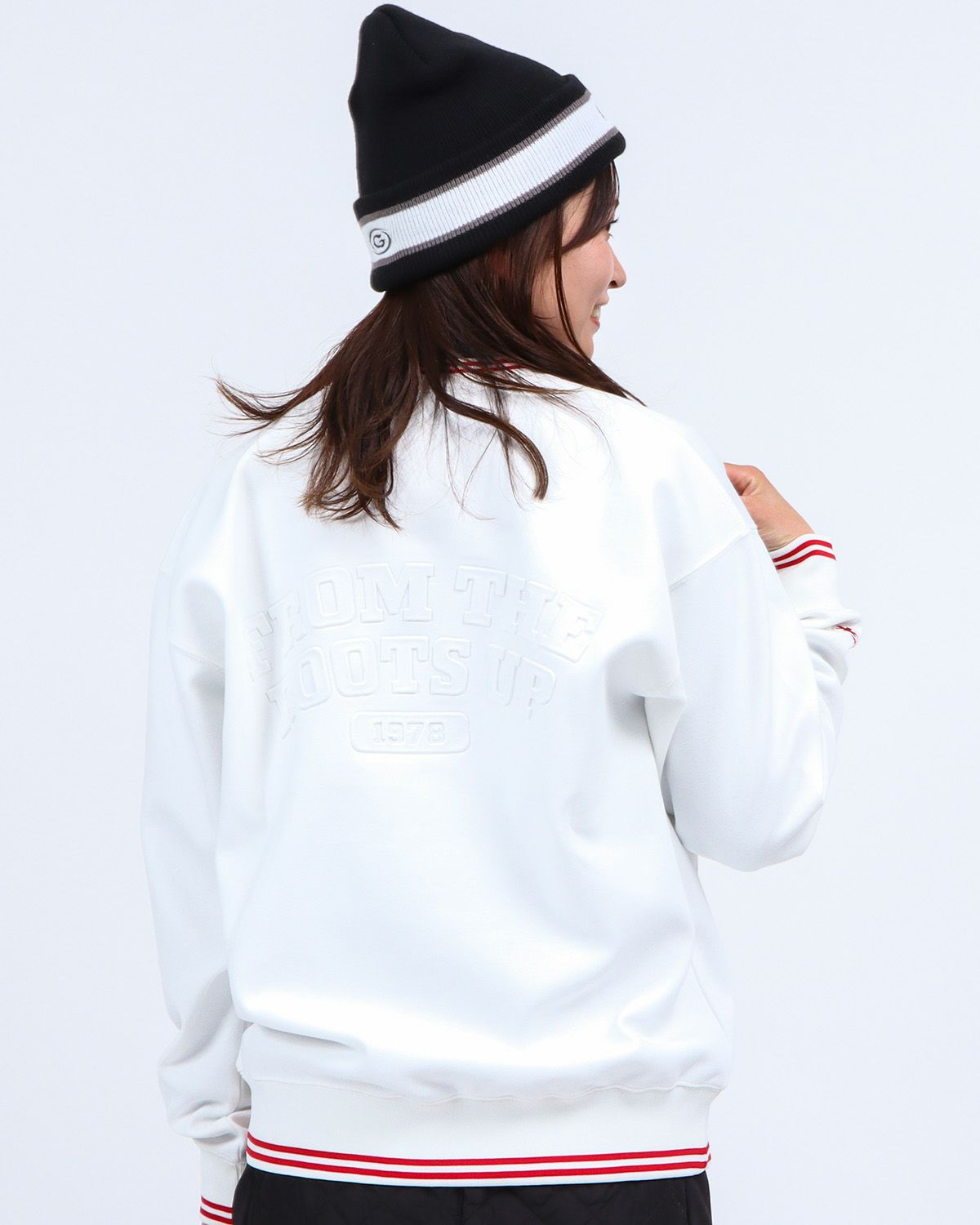 ホワイト：161cm(Sサイズ着用)