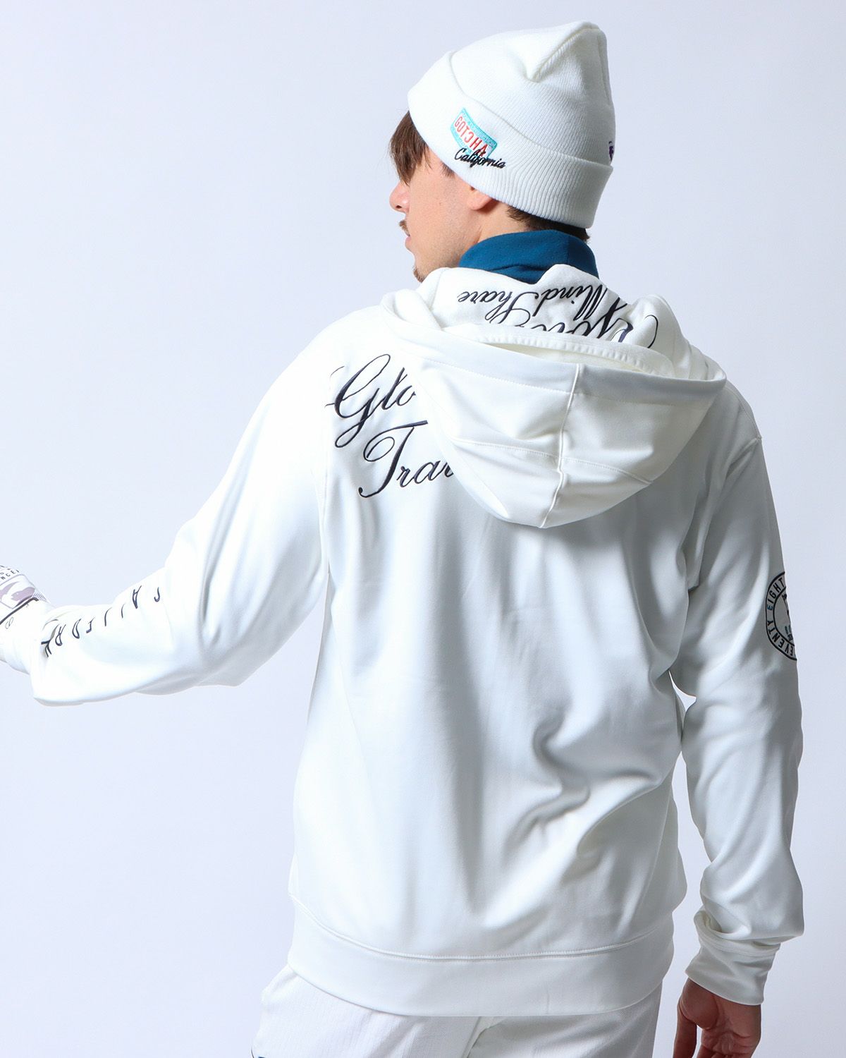 オフホワイト：180cm/70kg(Lサイズ着用)