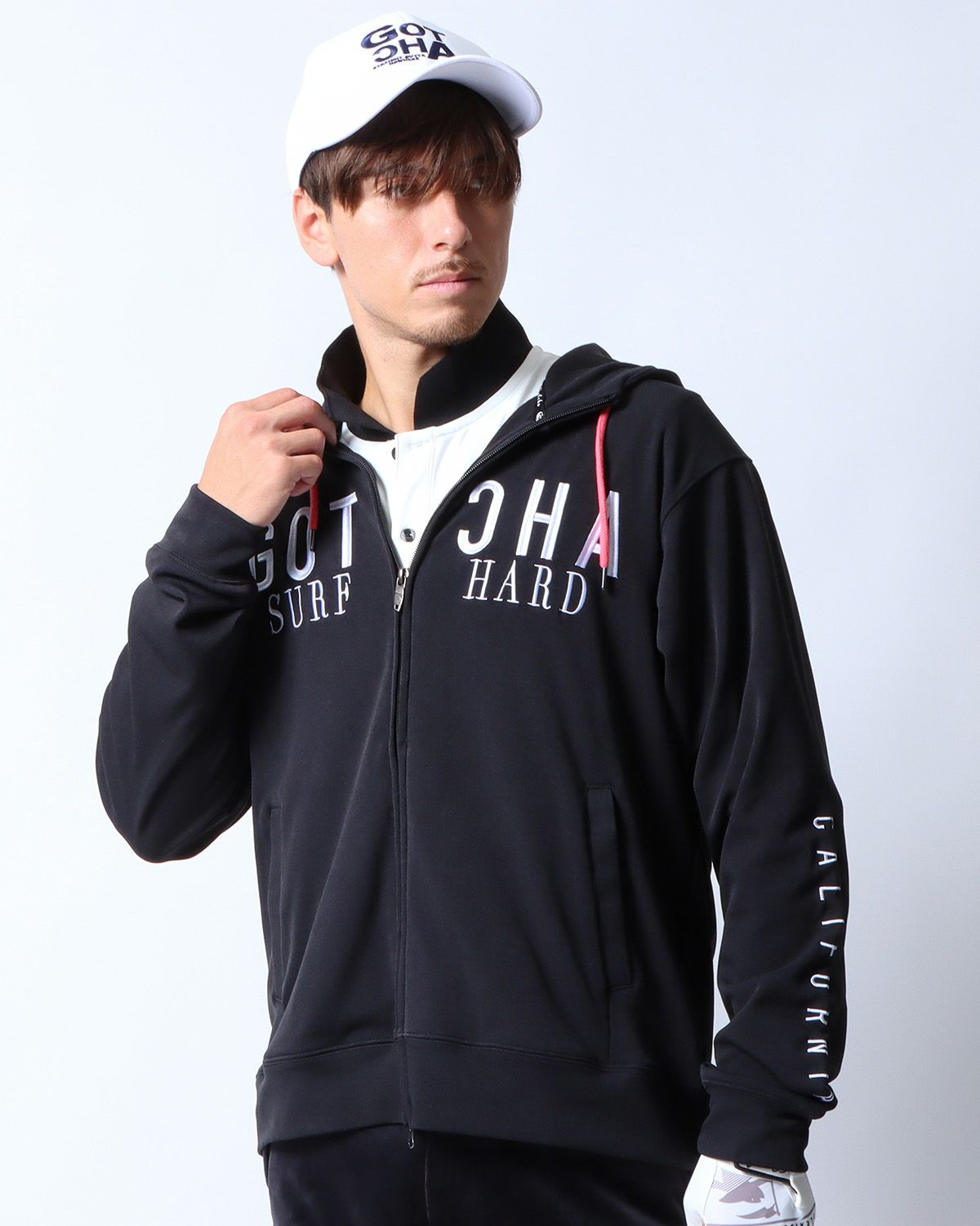 ブラック：180cm/70kg(Lサイズ着用)