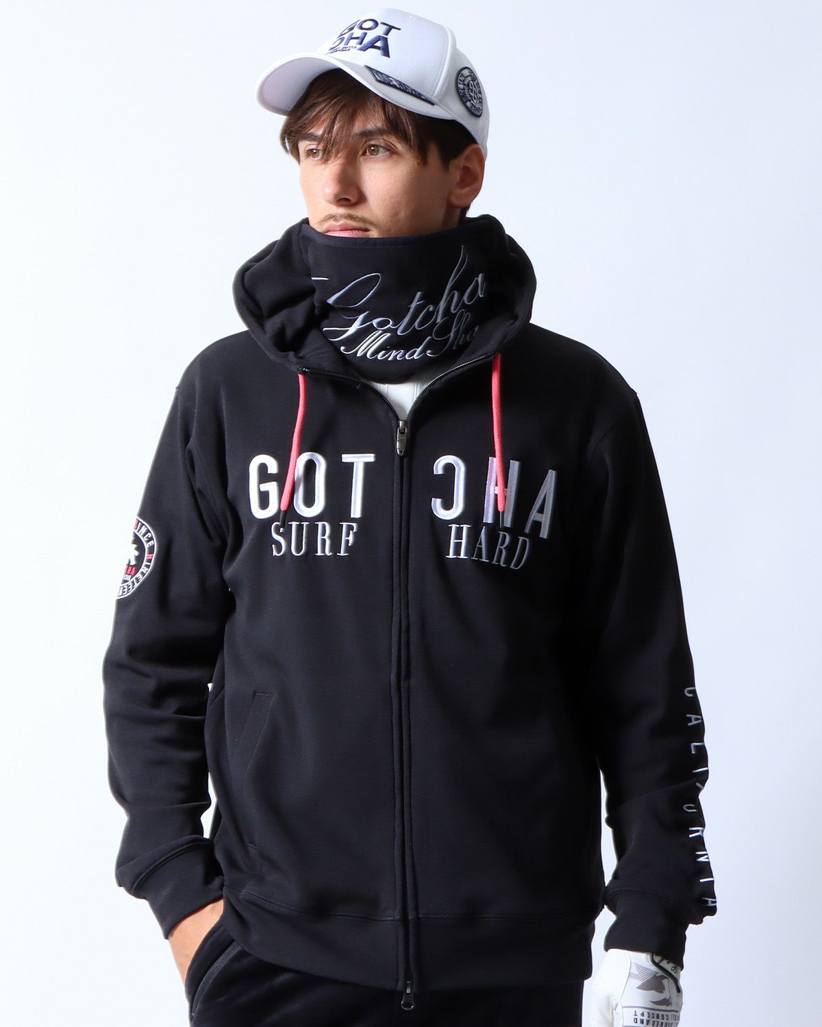 ブラック：180cm/70kg(Lサイズ着用)