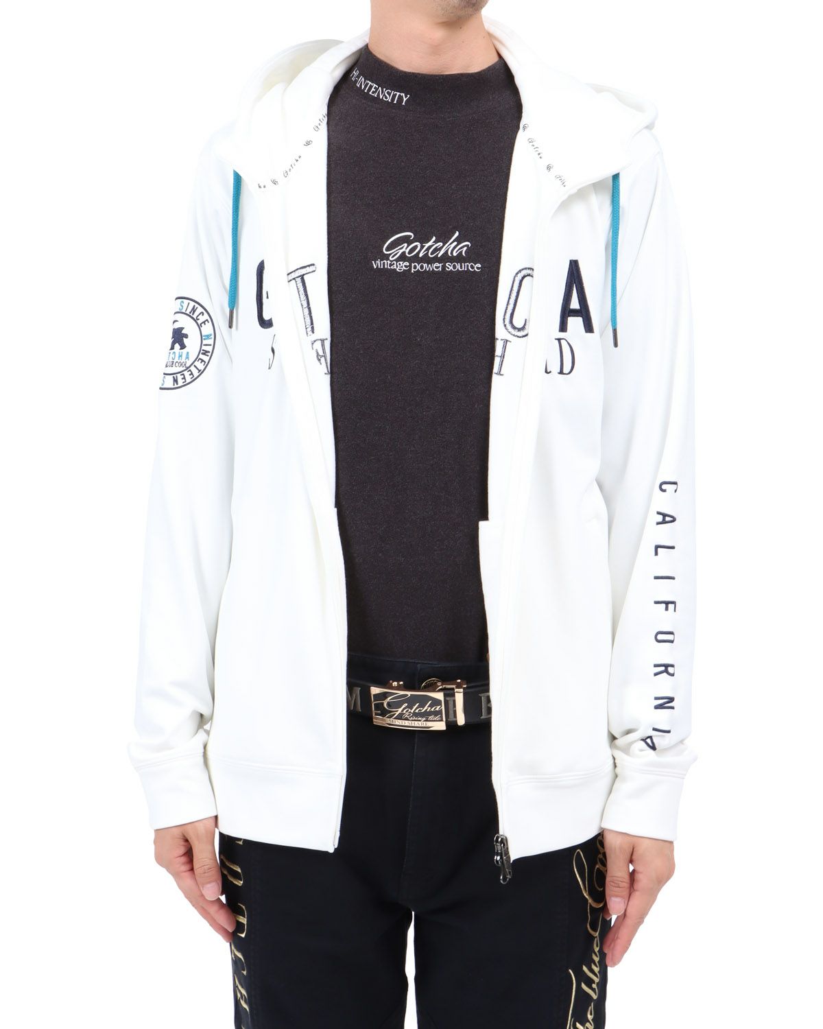 オフホワイト：174cm62kg(Lサイズ着用)