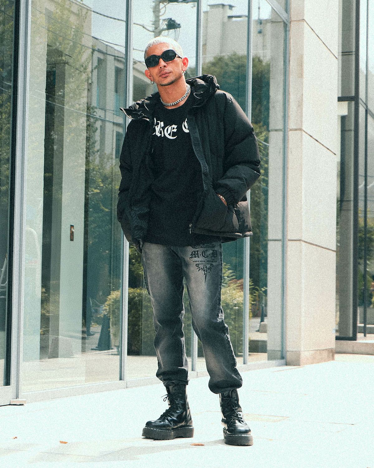 ブラック:183cm(Lサイズ着用)