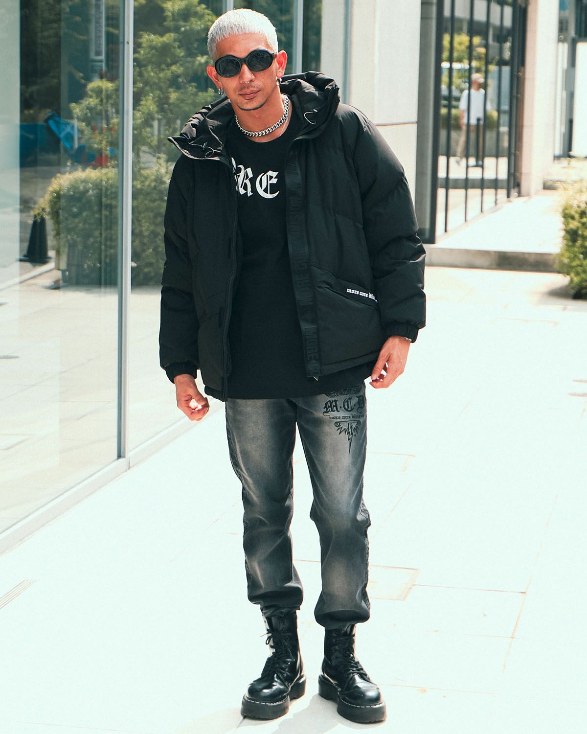 ブラック:183cm(Lサイズ着用)