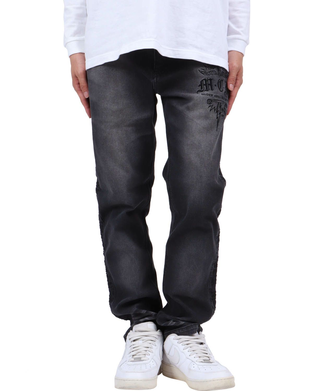 ブラック：174cm62kg(Lサイズ着用)