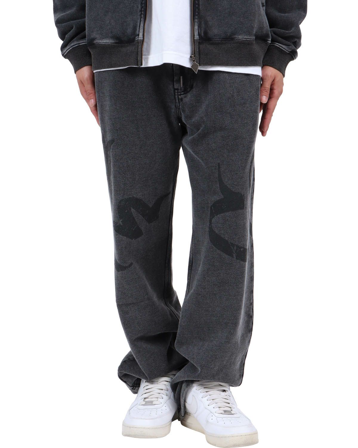 ブラック：174cm62kg(Lサイズ着用)