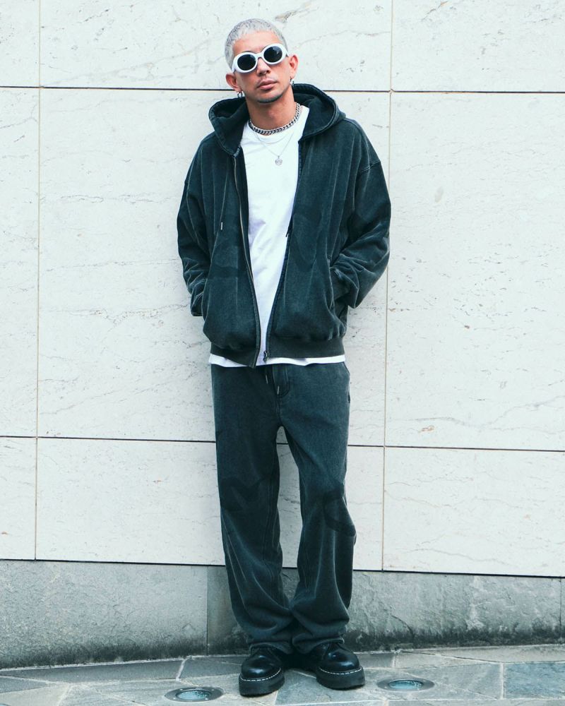 ブラック:183cm(Lサイズ着用)