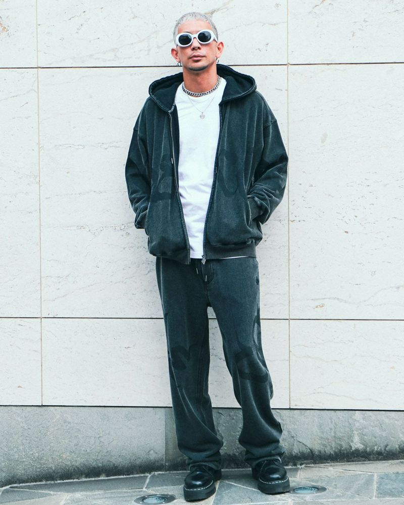 ブラック:183cm(Lサイズ着用)