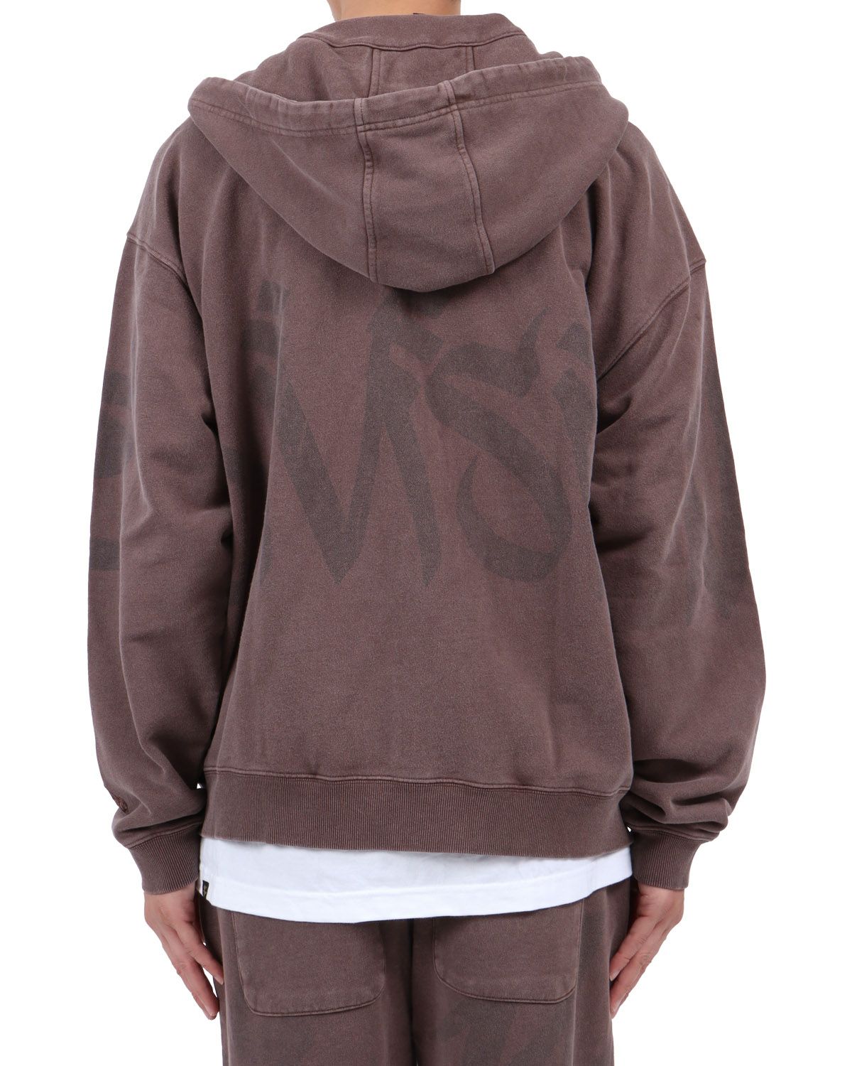 ブラウン：174cm62kg(Lサイズ着用)