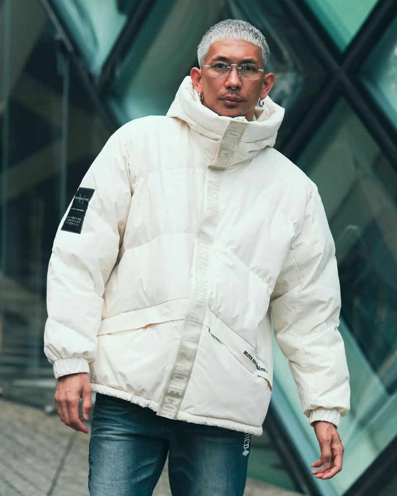 オフホワイト:183cm(XLサイズ着用)