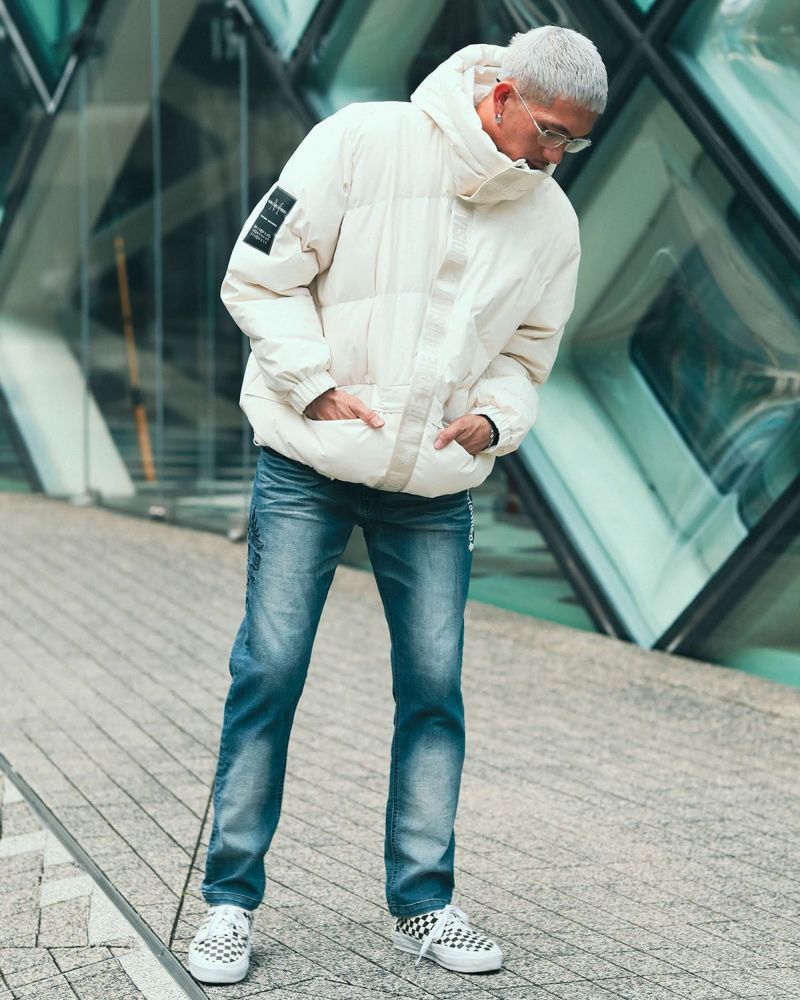 オフホワイト:183cm(XLサイズ着用)