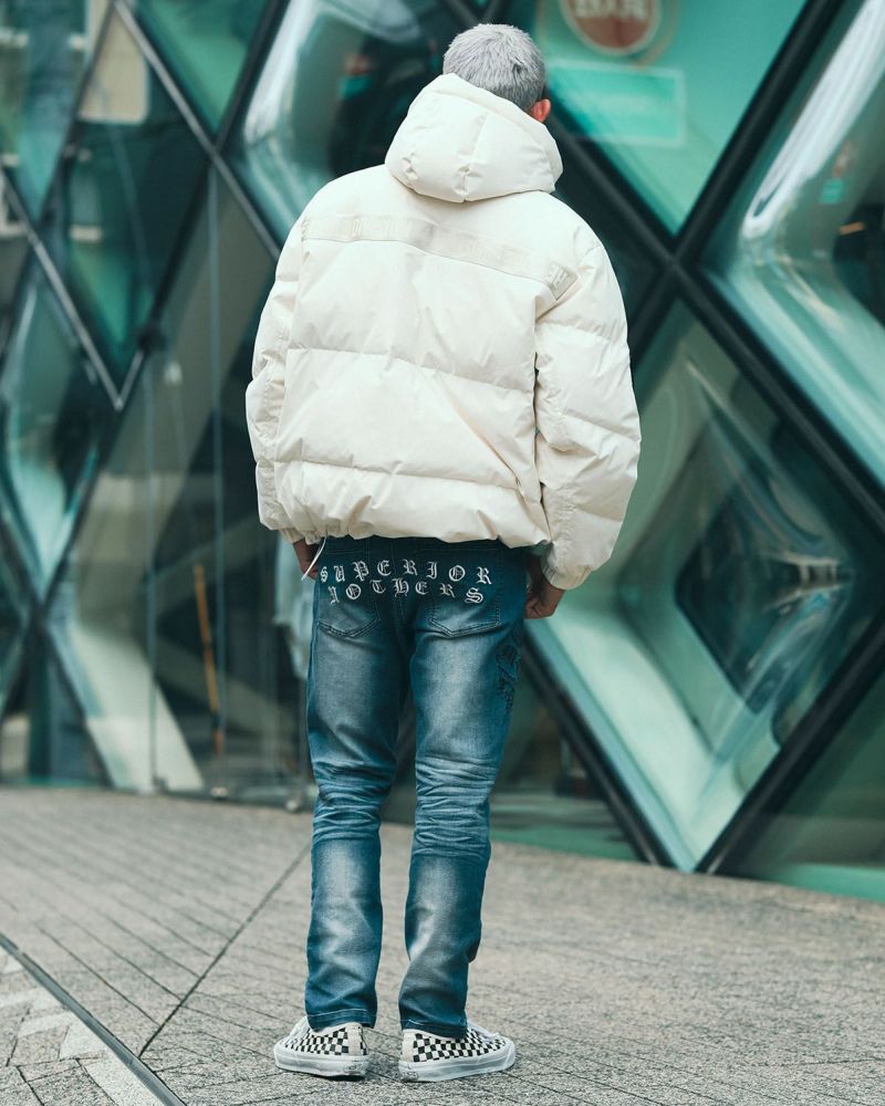 オフホワイト:183cm(XLサイズ着用)