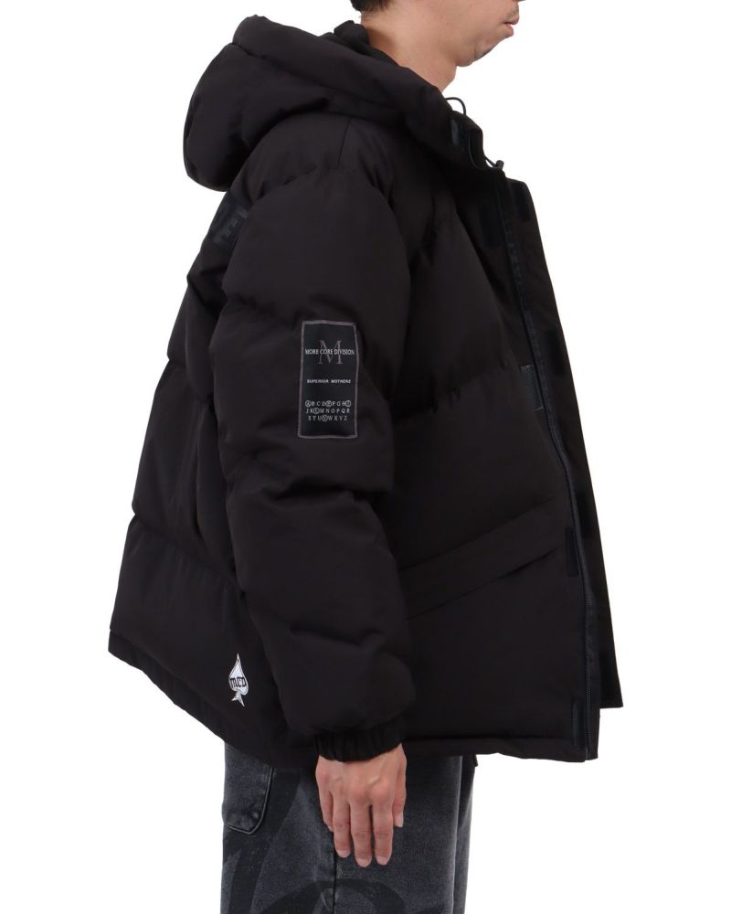 ブラック：174cm62kg(Lサイズ着用)