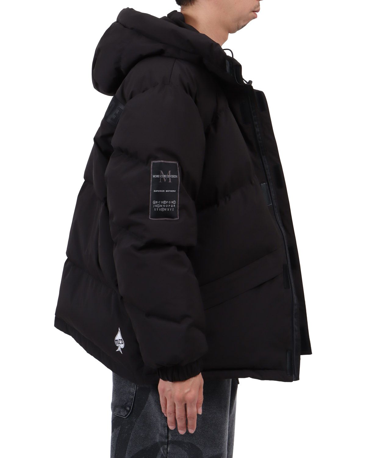 ブラック：174cm62kg(Lサイズ着用)