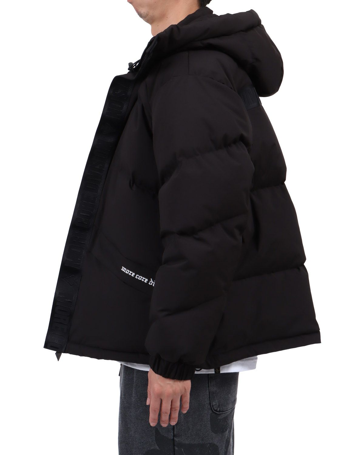 ブラック：174cm62kg(Lサイズ着用)