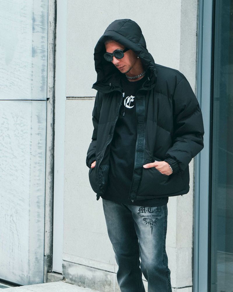 ブラック:183cm(XLサイズ着用)