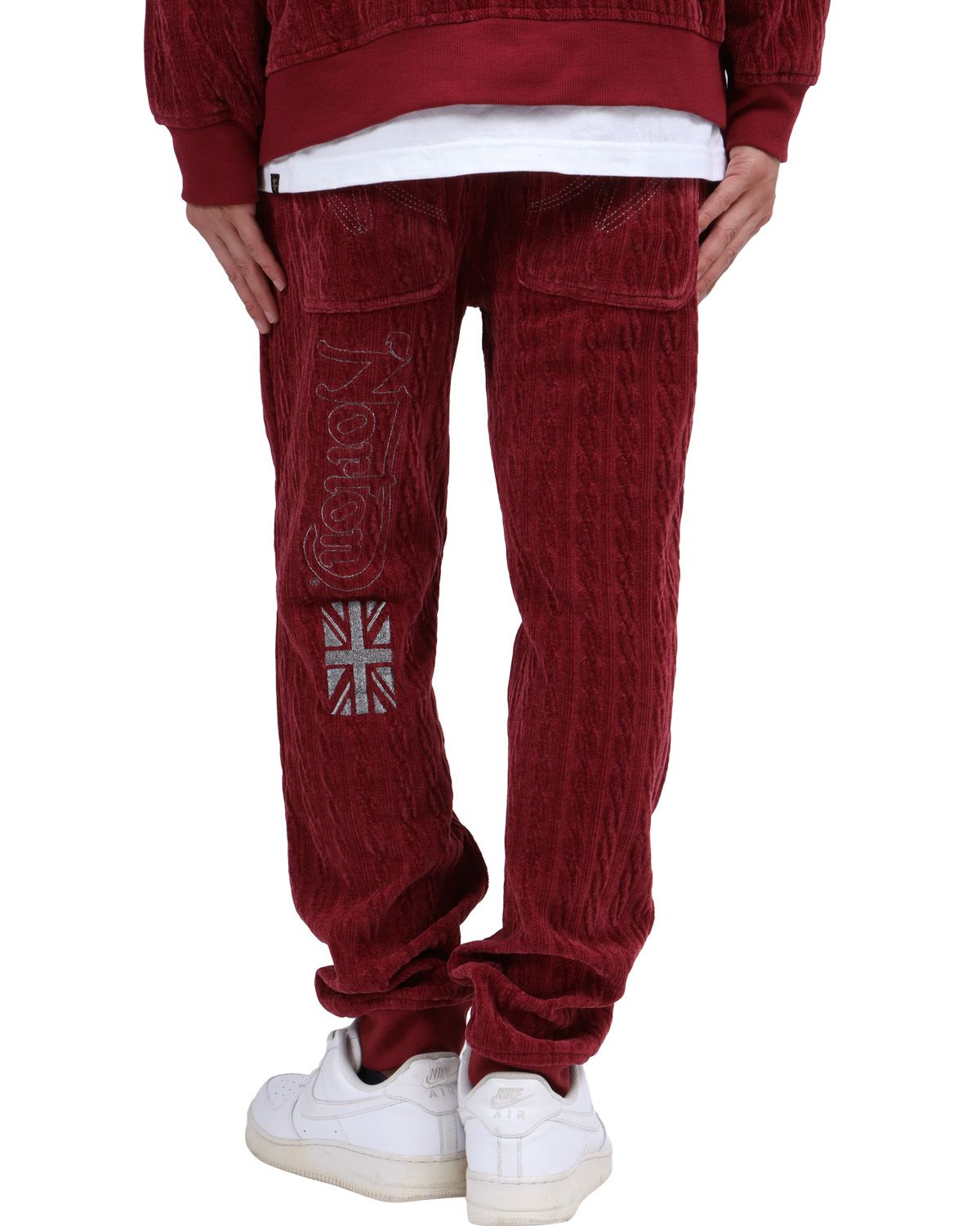 バーガンディ：174cm62kg(Lサイズ着用)