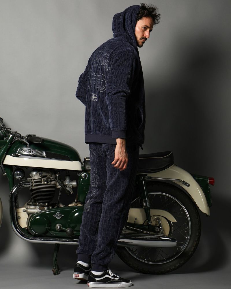 ネイビー：186cm(XLサイズ着用)