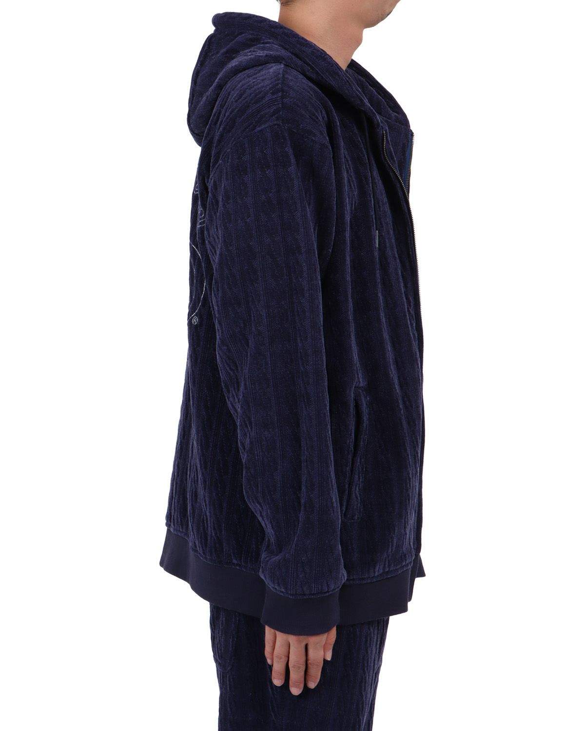 ネイビー：174cm62kg(Lサイズ着用)