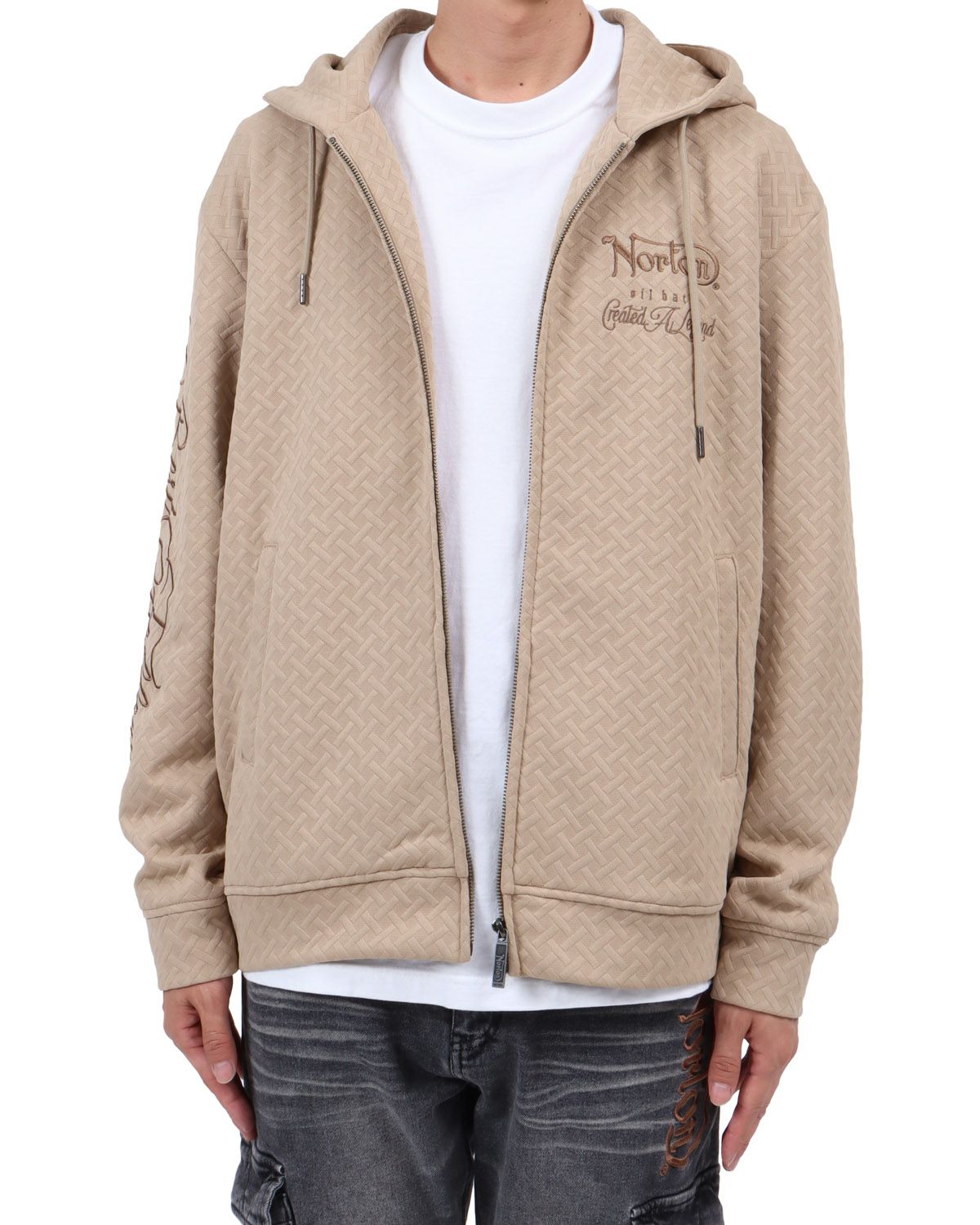 ベージュ：174cm62kg(Lサイズ着用)