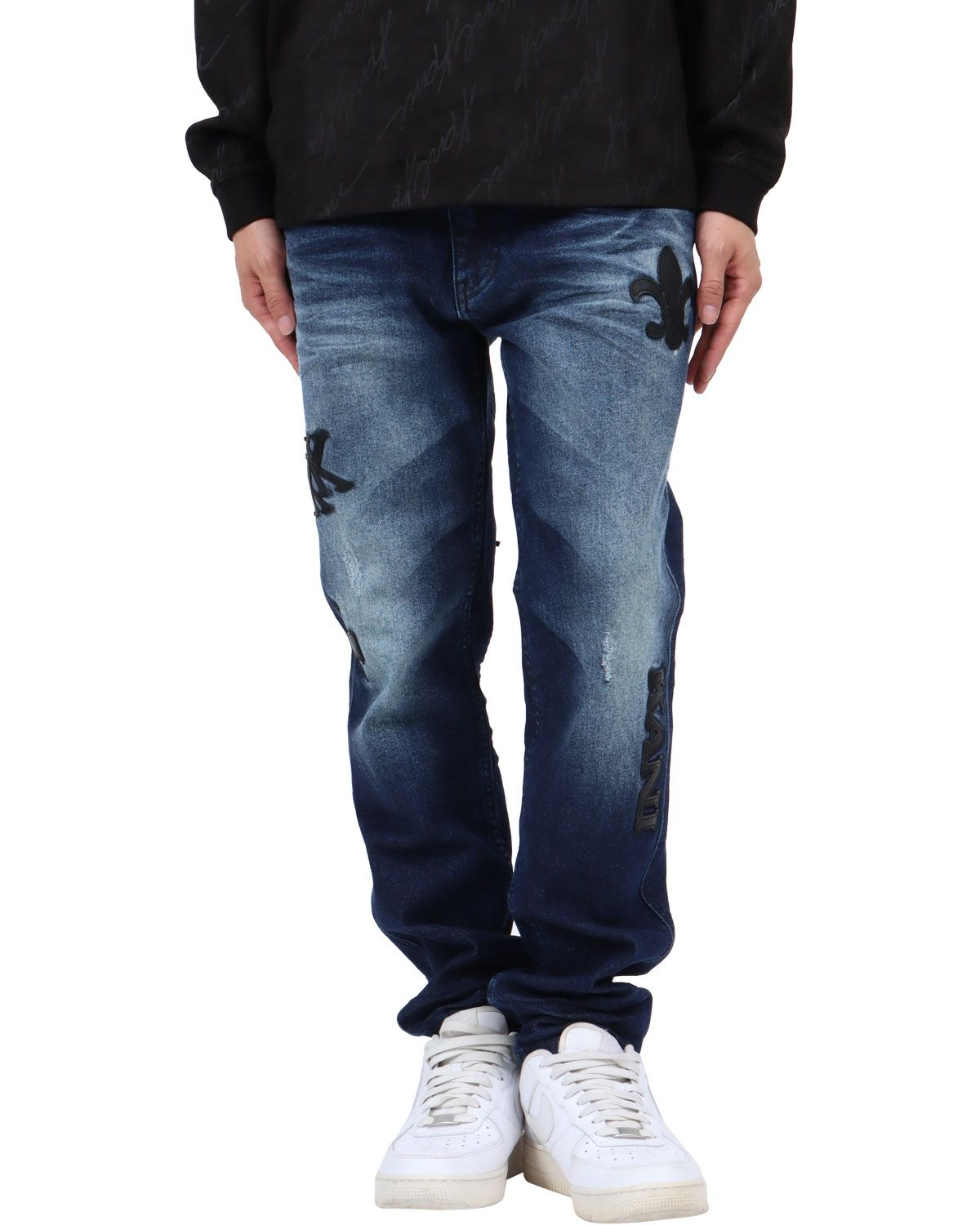 インディゴ：174cm62kg(32inc着用)