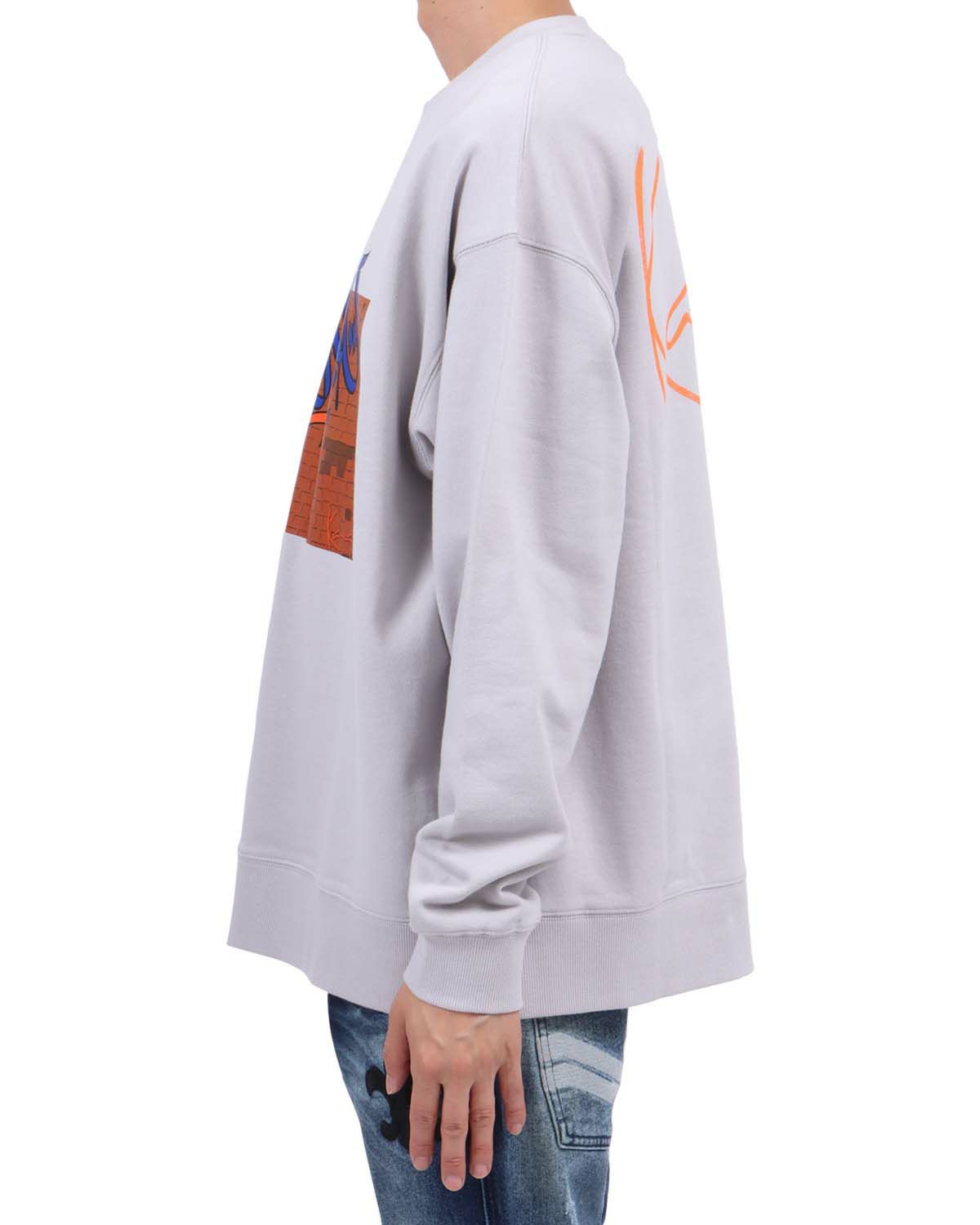 ライトグレー：174cm62kg(Lサイズ着用)