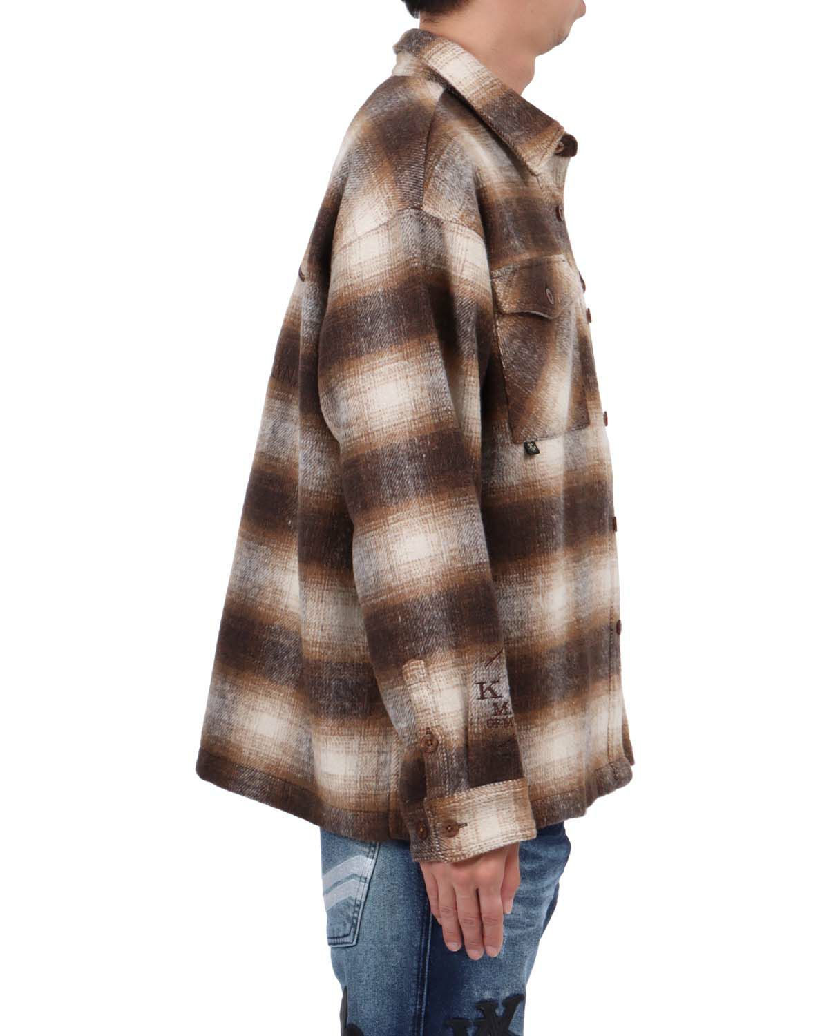 ブラウン：174cm62kg(Lサイズ着用)