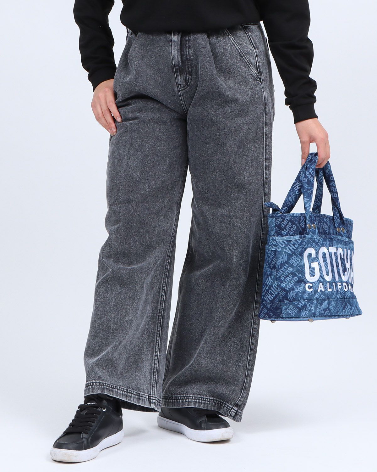 ブラック：157cm(Mサイズ着用)