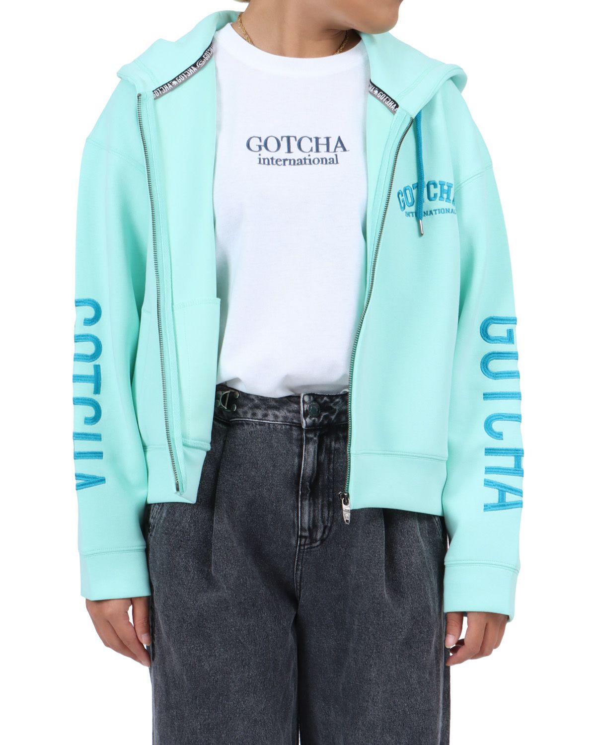 グリーン：167cm(Lサイズ着用)