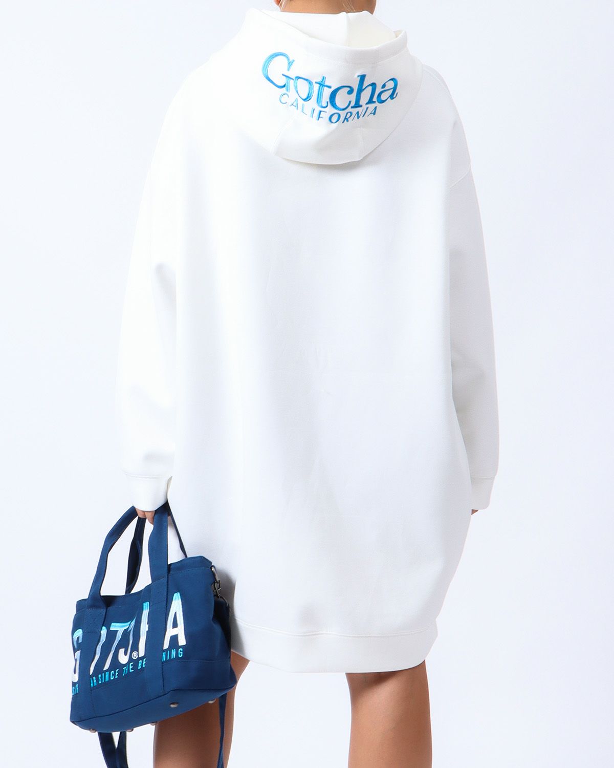 ホワイト：167cm(Lサイズ着用)