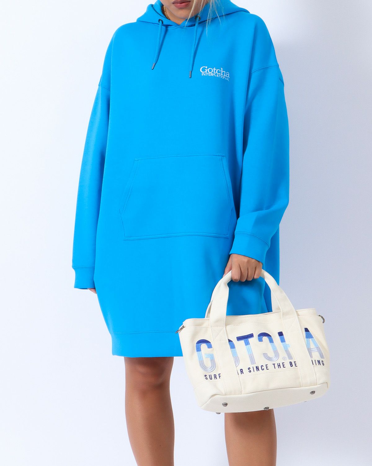 ブルー：167cm(Lサイズ着用)