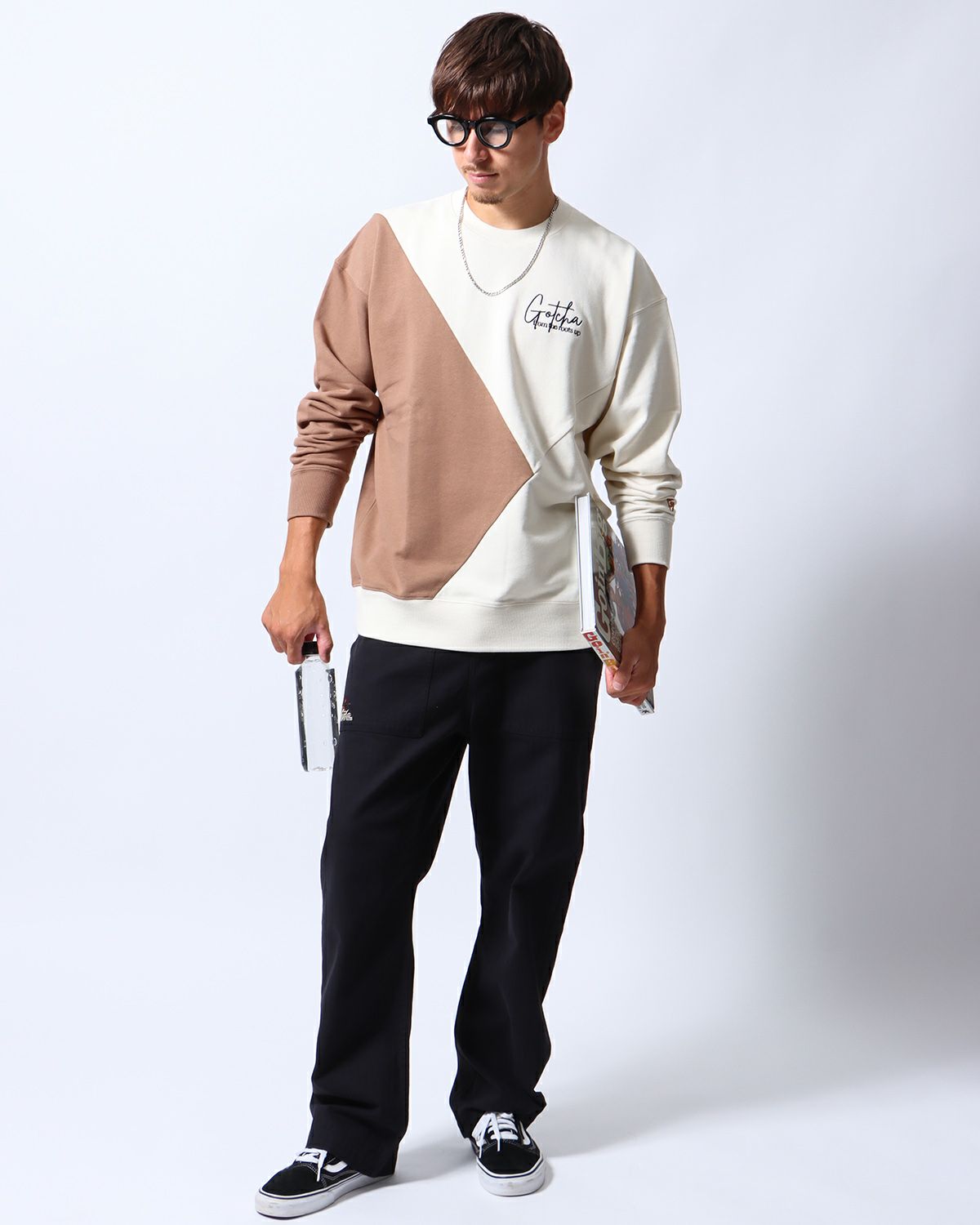 オフホワイト:180cm/70kg(Lサイズ着用)