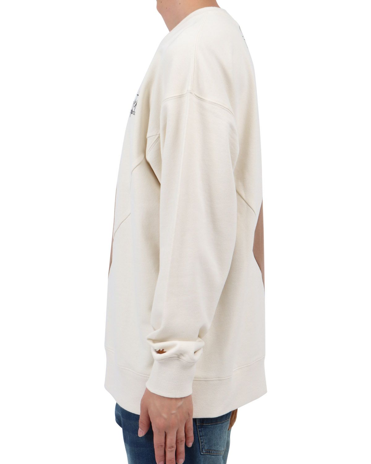 オフホワイト：174cm62kg(Lサイズ着用)