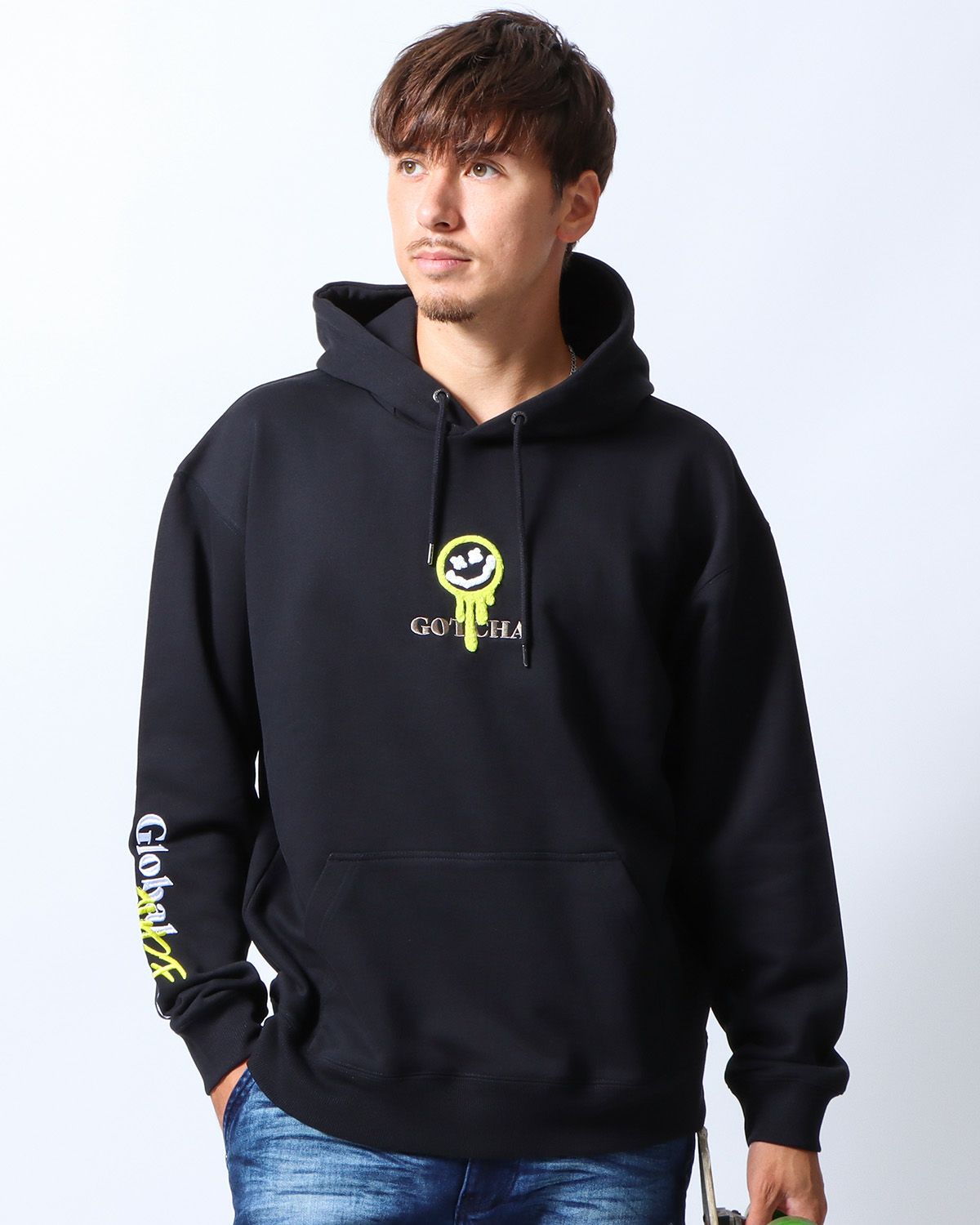 ブラック:180cm/70kg(Lサイズ着用)