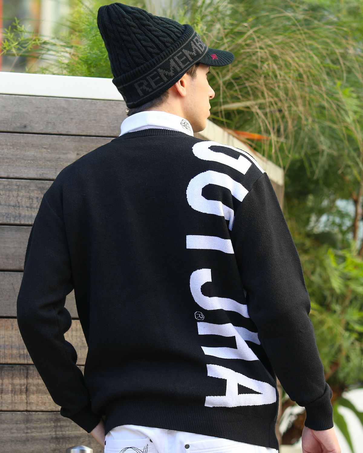 ブラック：180cm/70kg(Lサイズ着用)