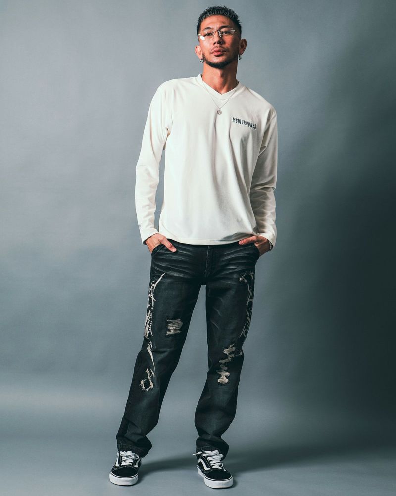 ホワイト:183cm(Lサイズ着用)