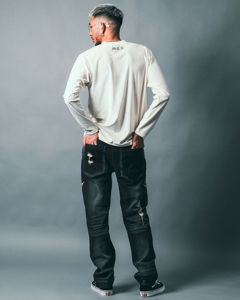 ホワイト:183cm(Lサイズ着用)